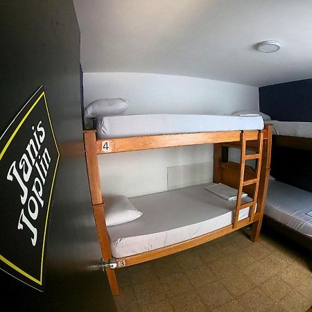 Rock Hostel Medellin Exterior photo
